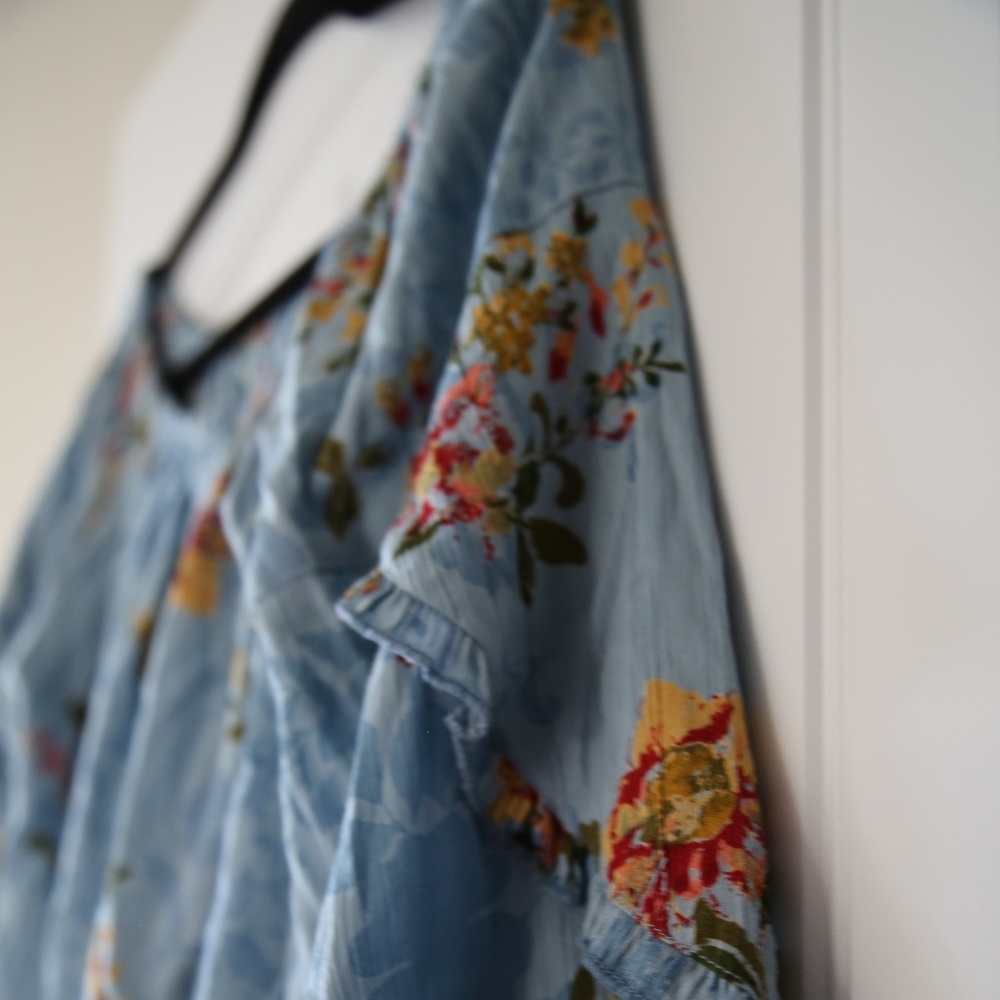Blue blouse